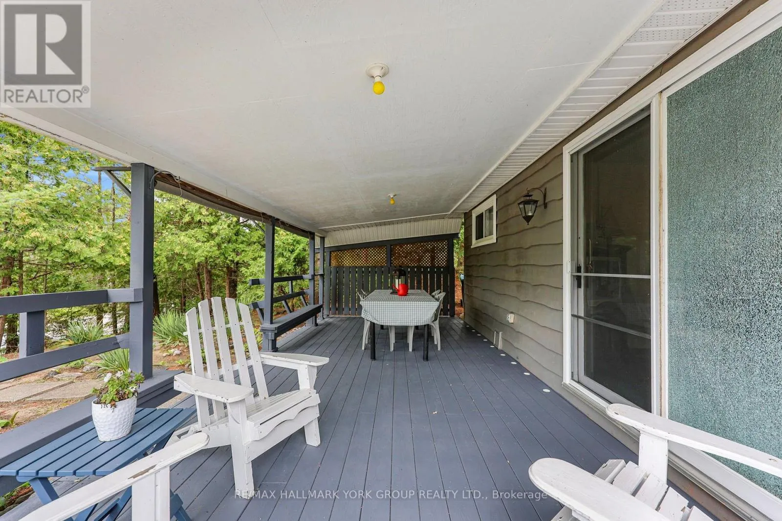 1085 RIVER ROAD E