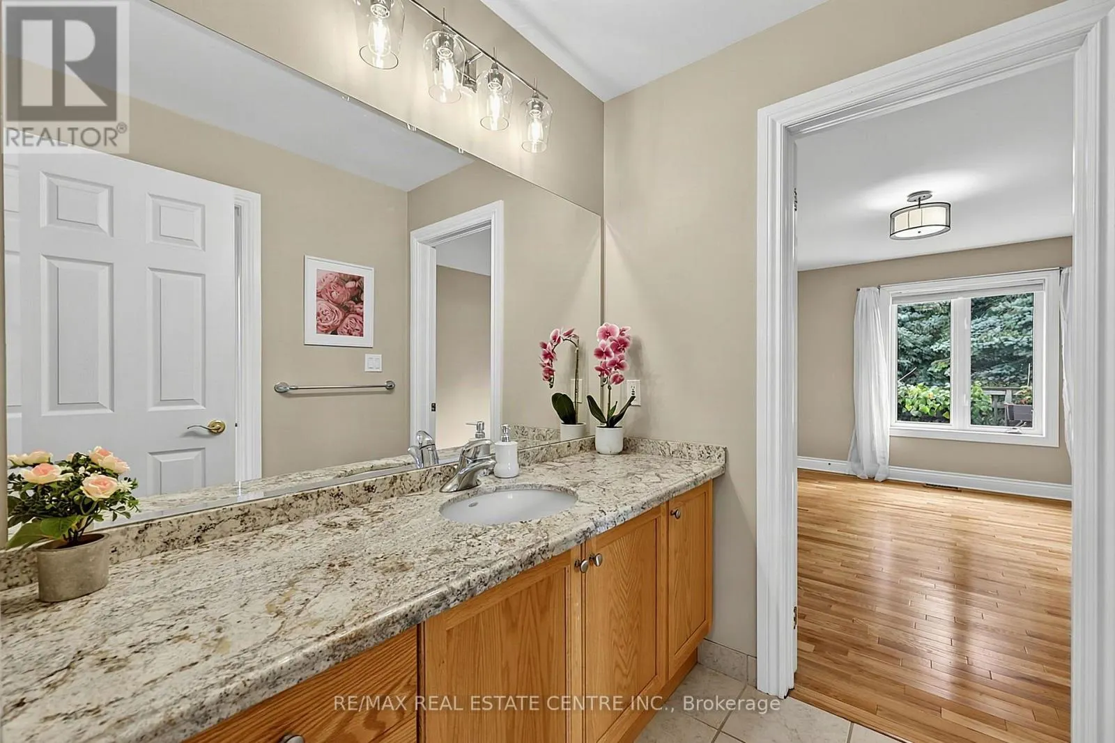 1603 WEDGEWOOD DRIVE