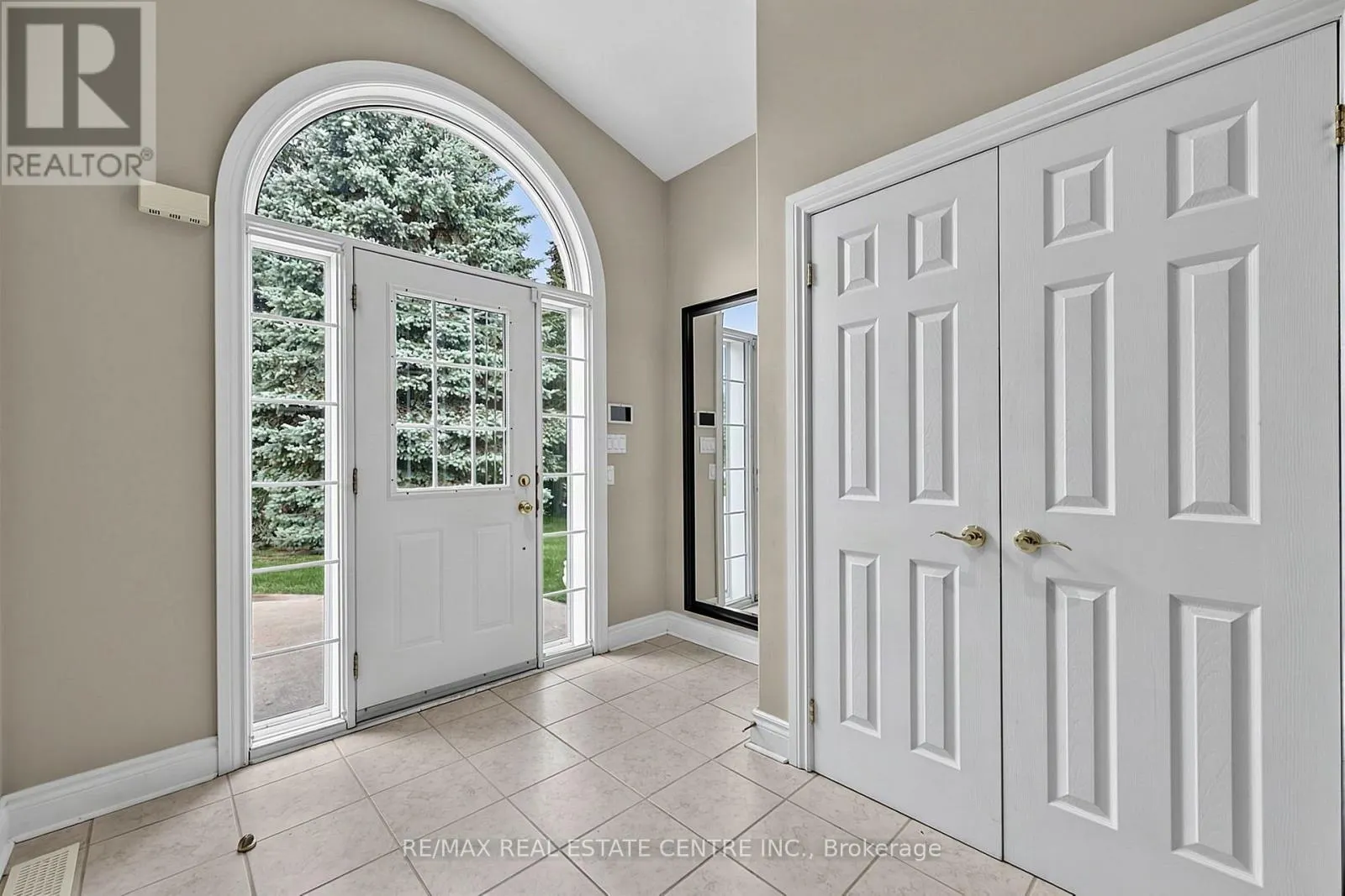 1603 WEDGEWOOD DRIVE