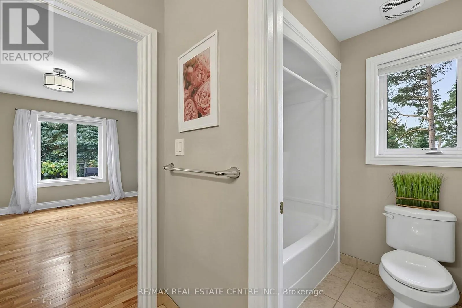 1603 WEDGEWOOD DRIVE