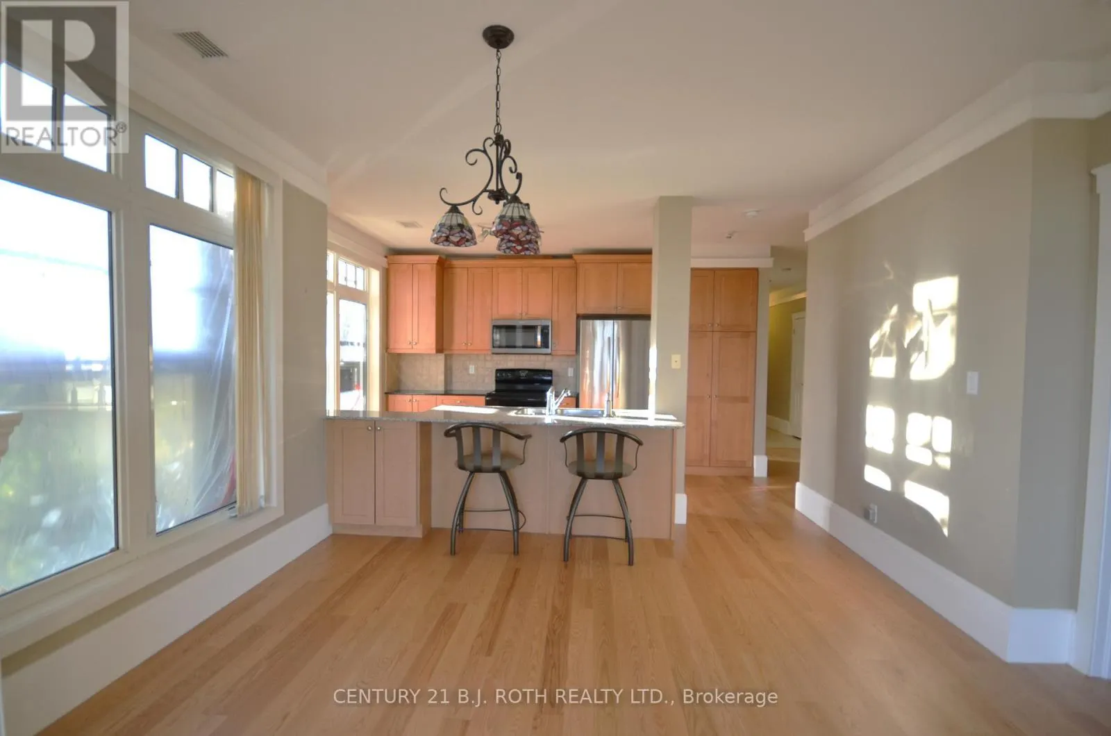 311 - 140 CEDAR ISLAND ROAD