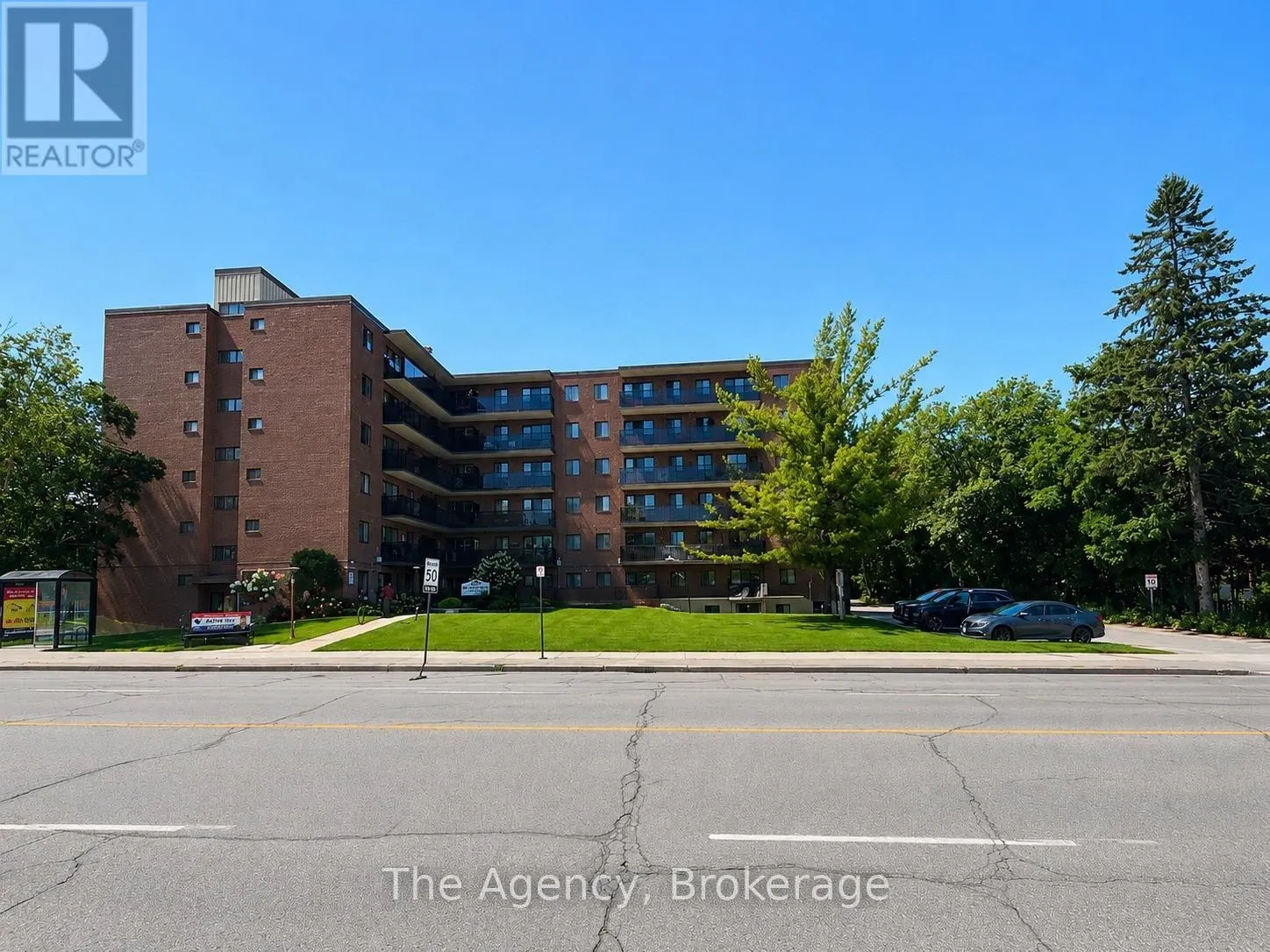 303 - 550 KING STREET #303