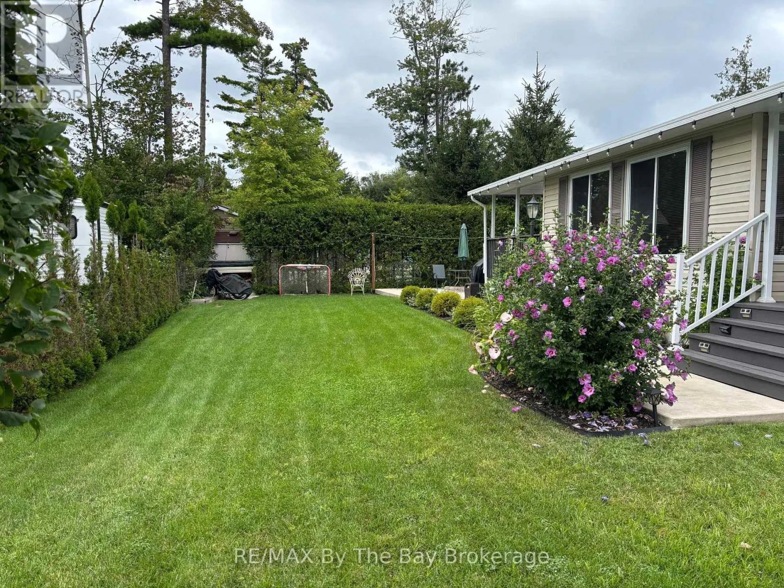 8 KENORA TRAIL