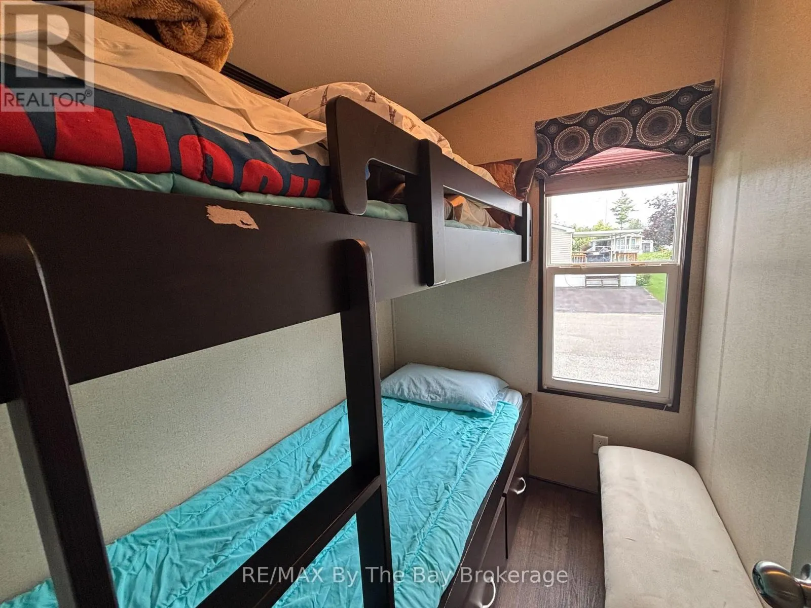 8 KENORA TRAIL