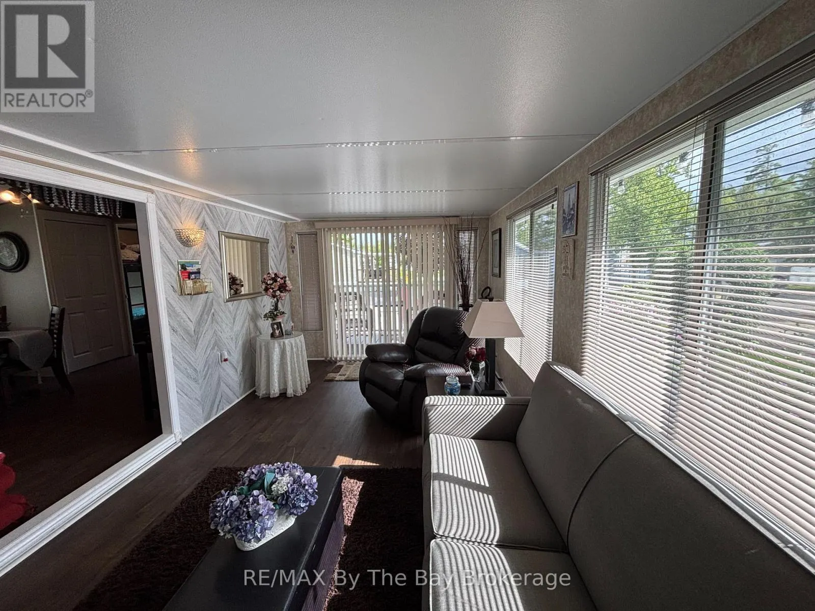 8 KENORA TRAIL