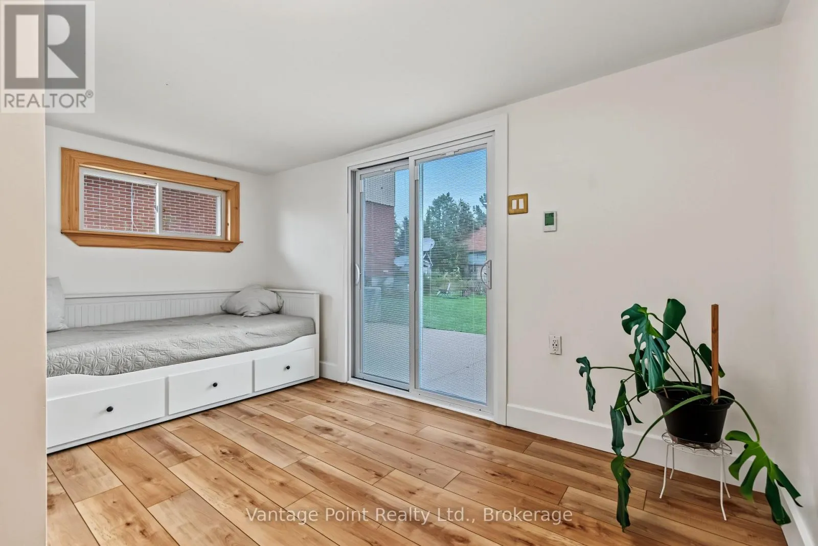 794097 124 GREY ROAD