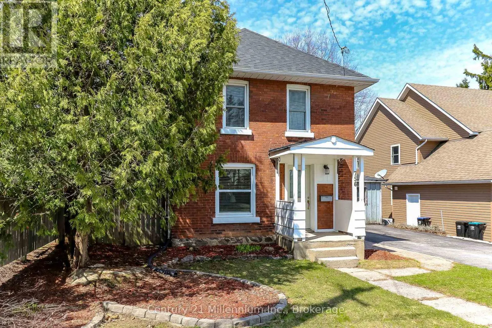 756 QUEBEC STREET