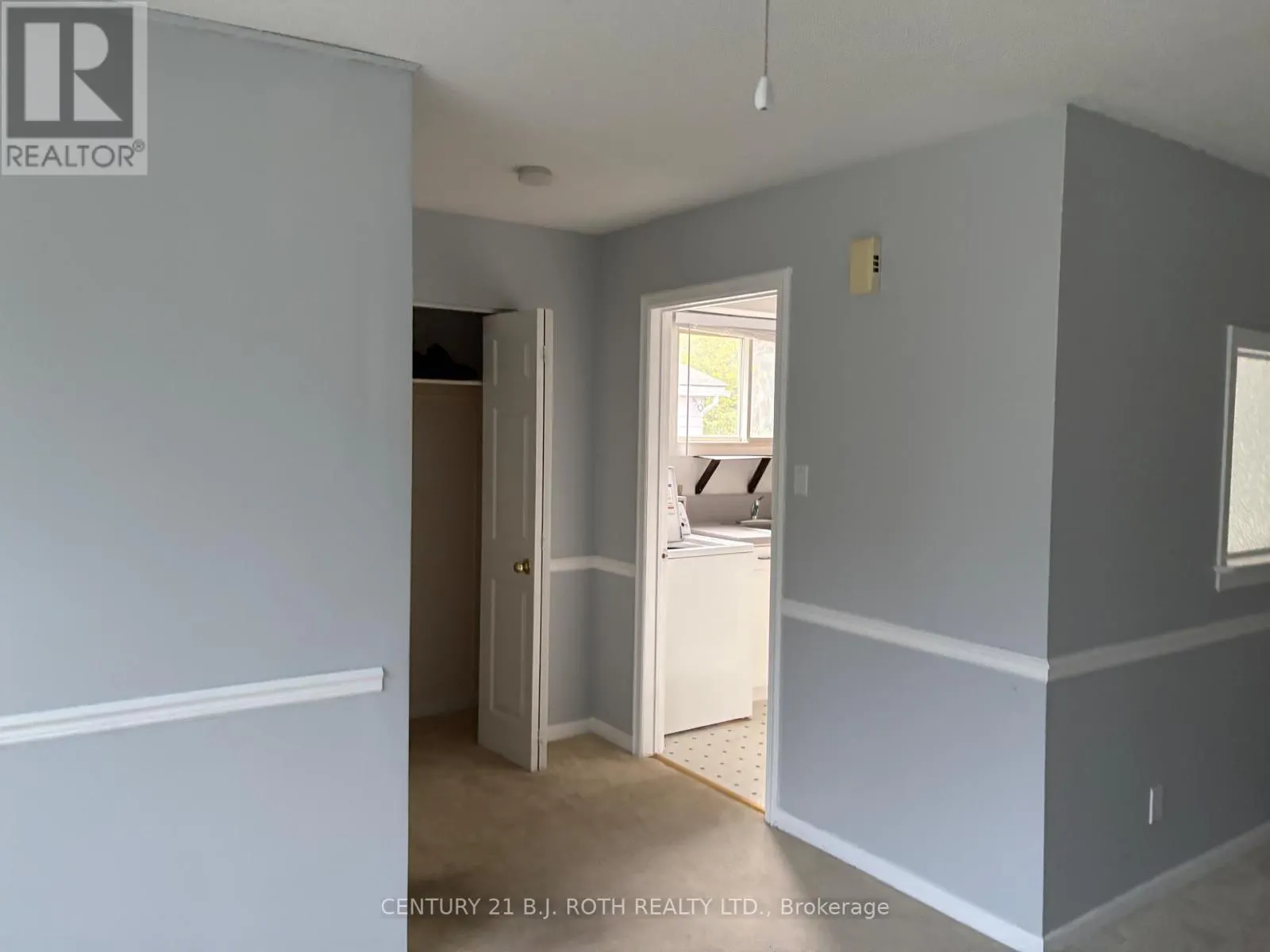 33 BEAUMAUR DRIVE