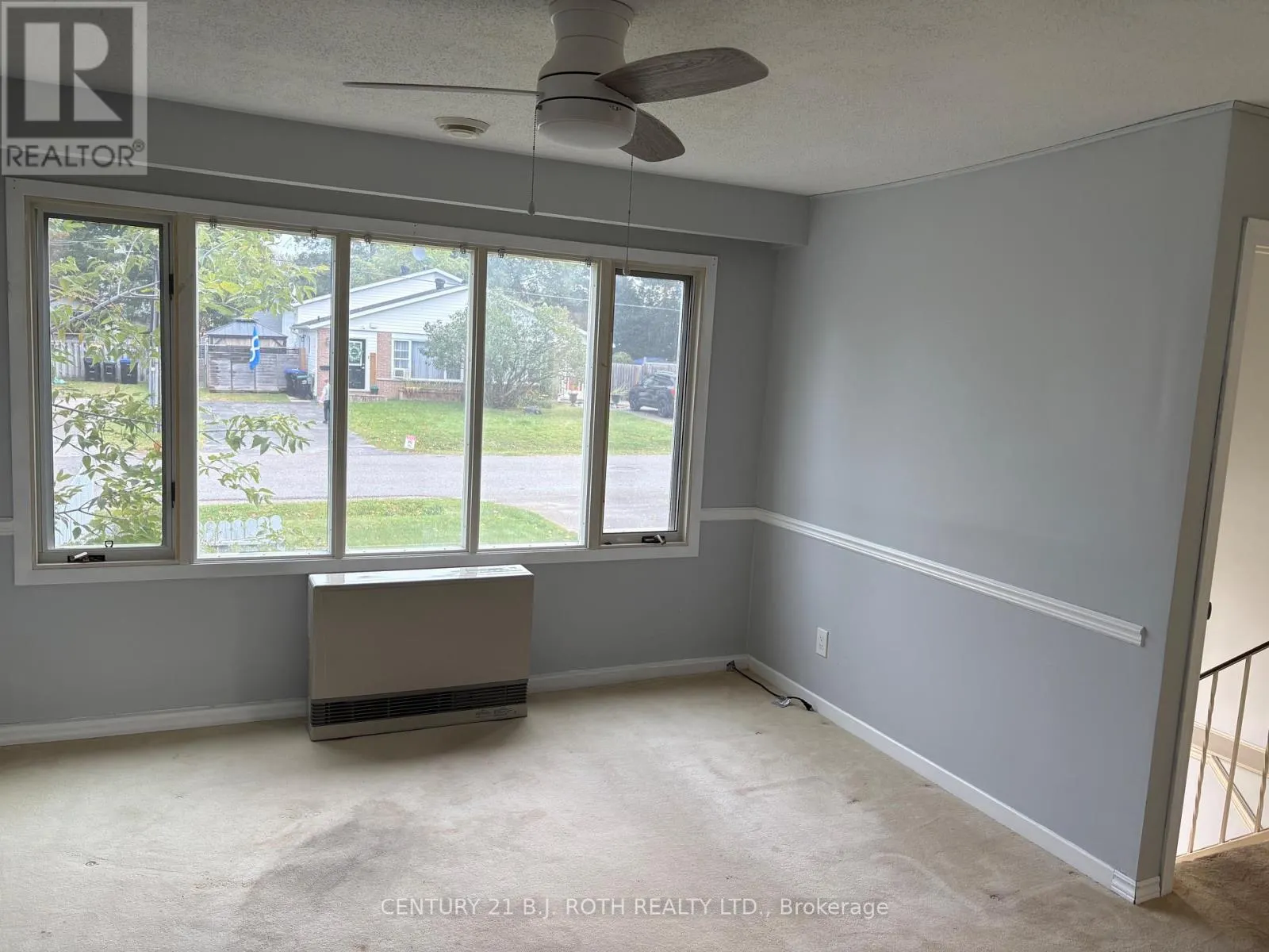 33 BEAUMAUR DRIVE