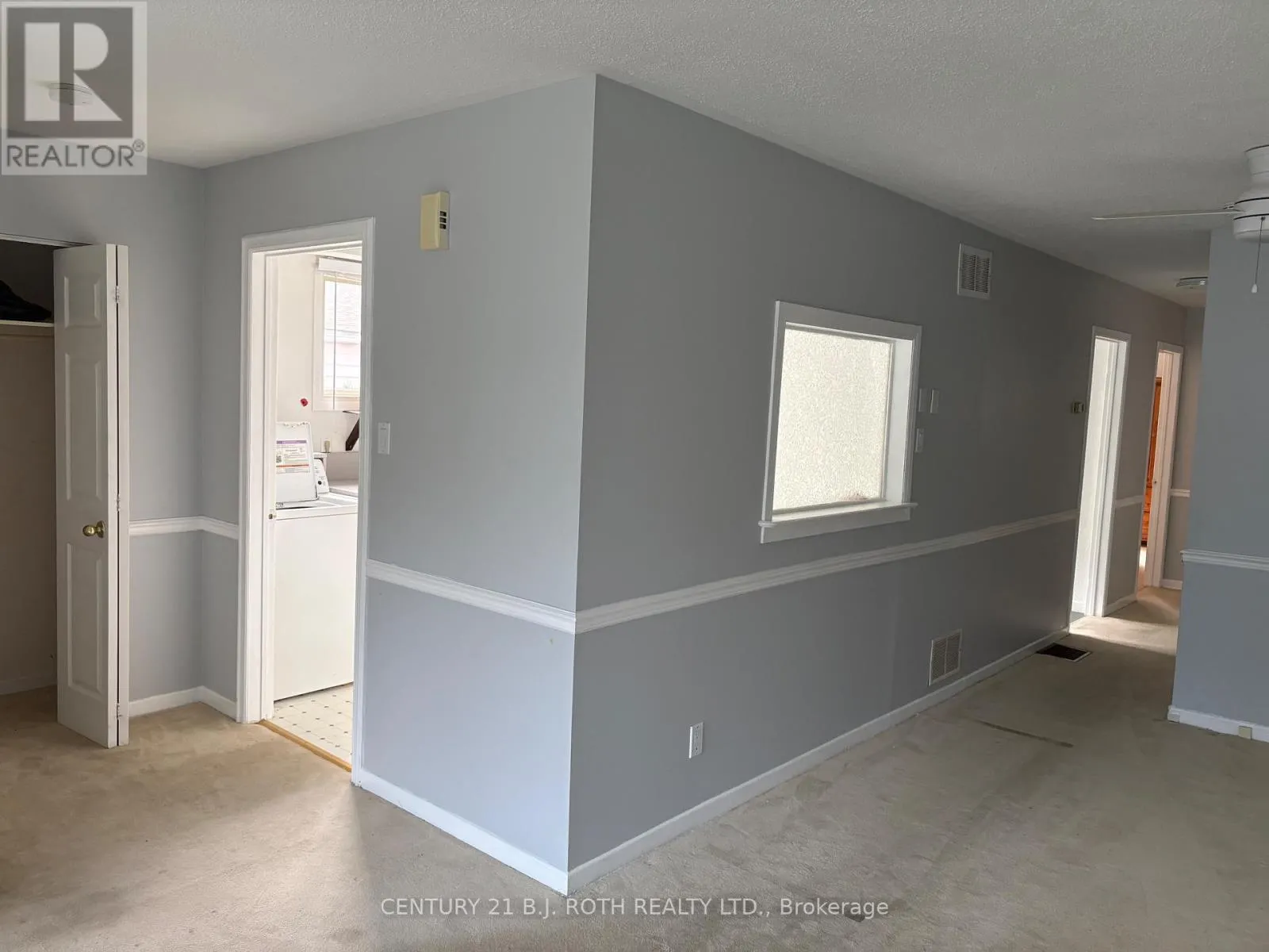 33 BEAUMAUR DRIVE