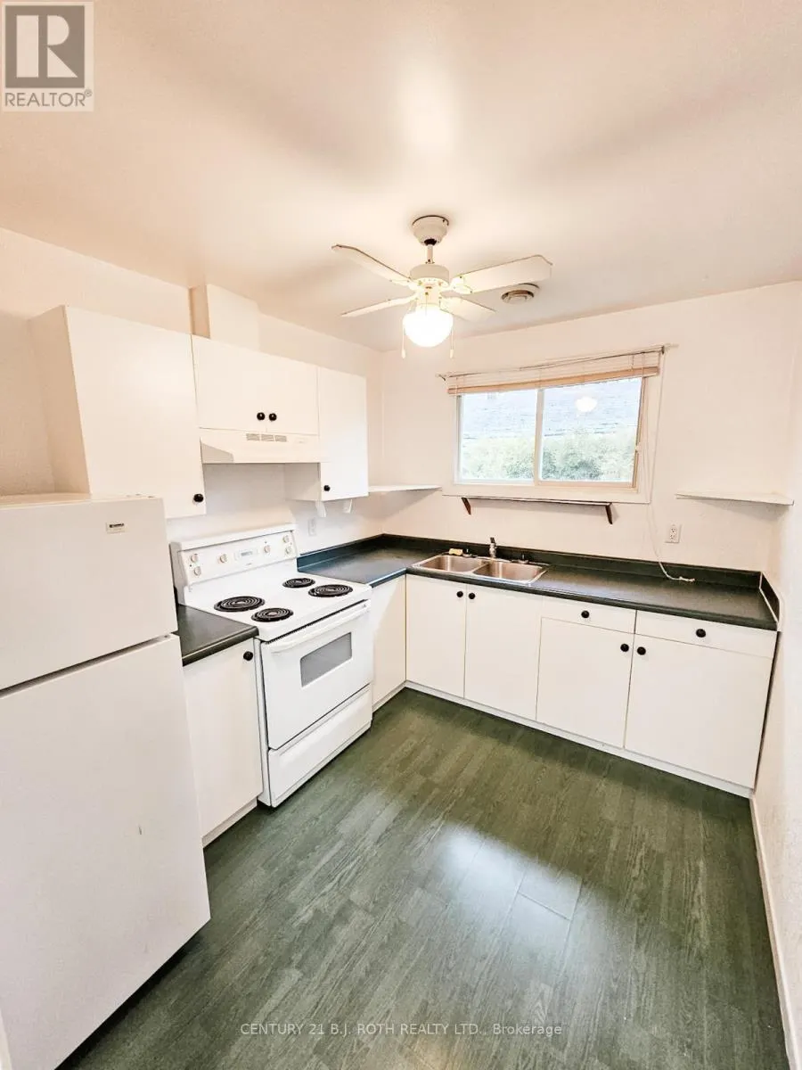 33 BEAUMAUR DRIVE
