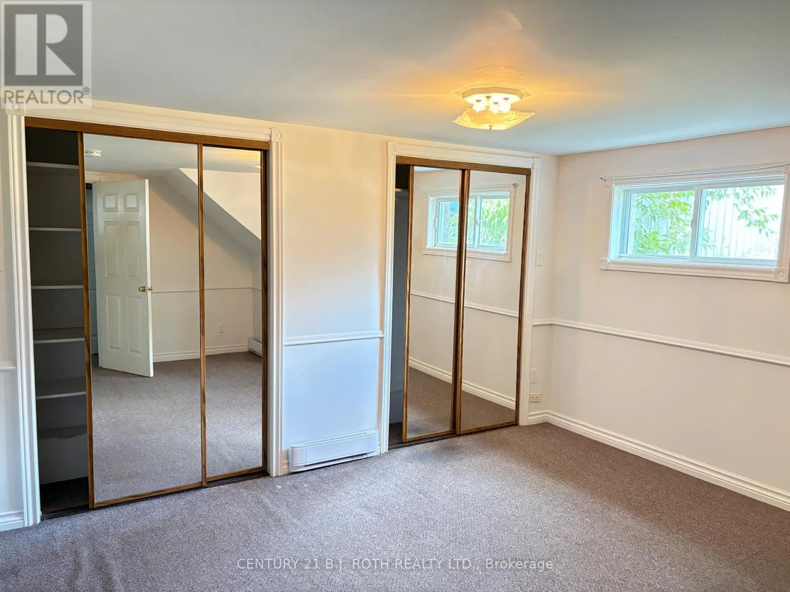 33 BEAUMAUR DRIVE