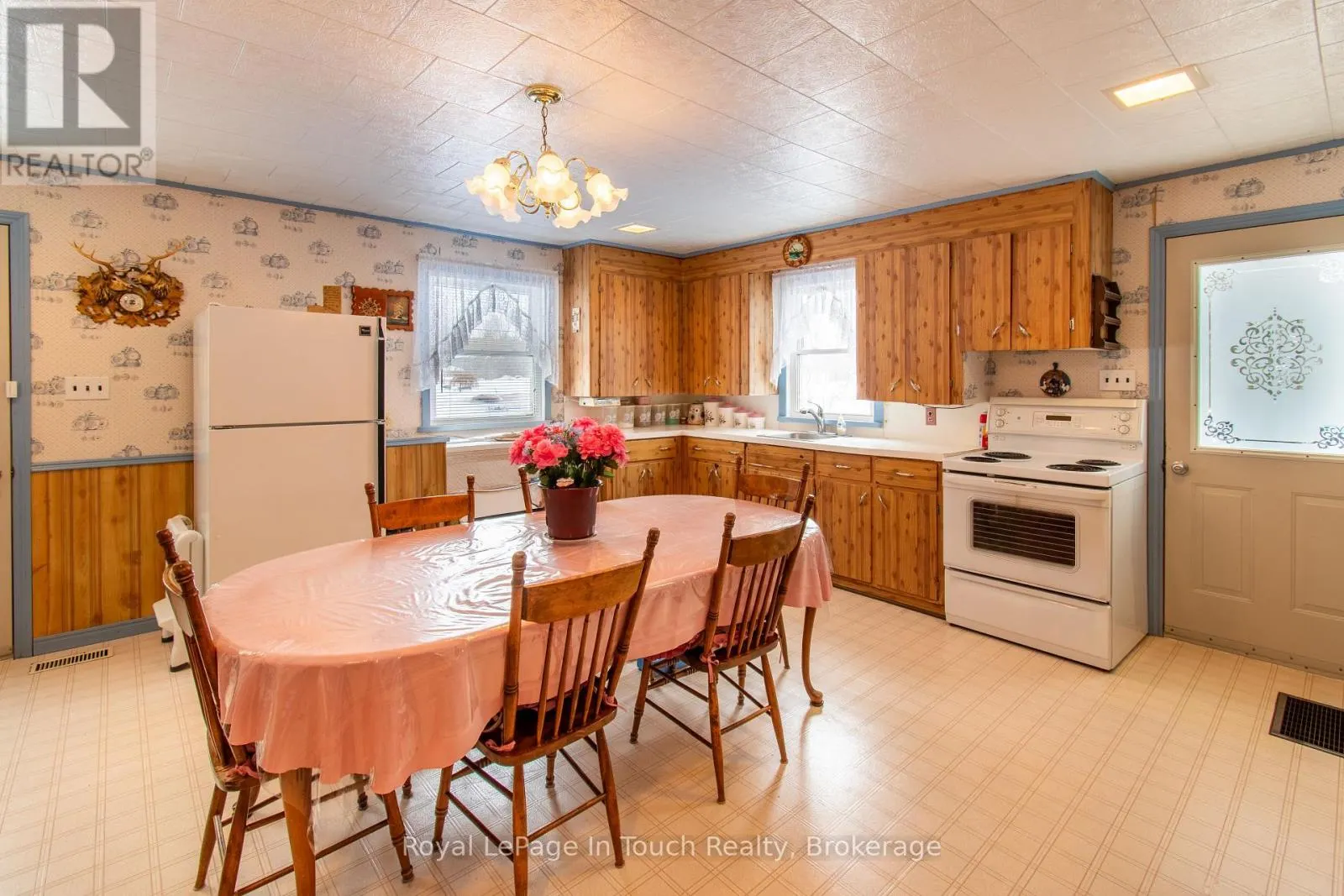 874 CEDAR POINT ROAD