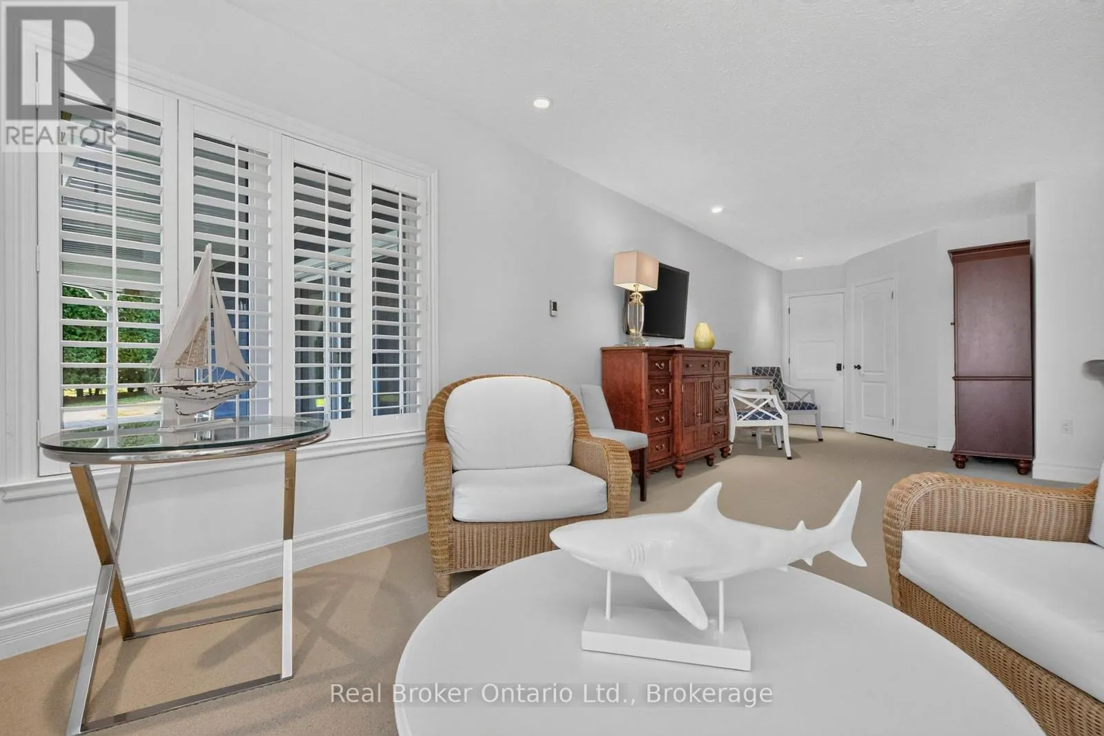 192 GILWOOD PARK DRIVE