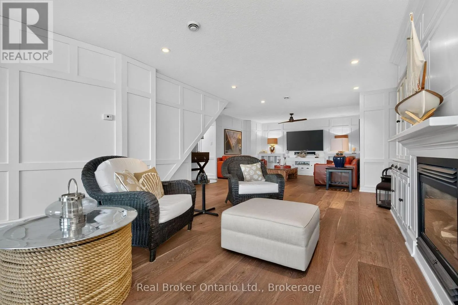 192 GILWOOD PARK DRIVE