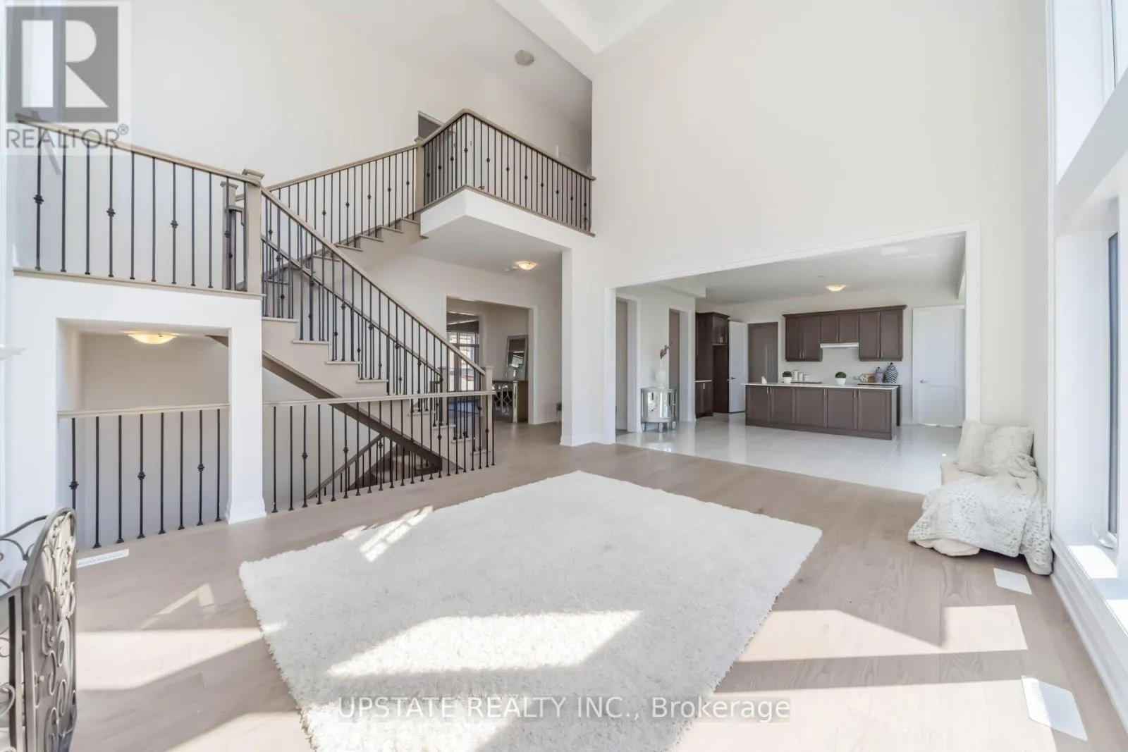 21 PEARSALL PLACE