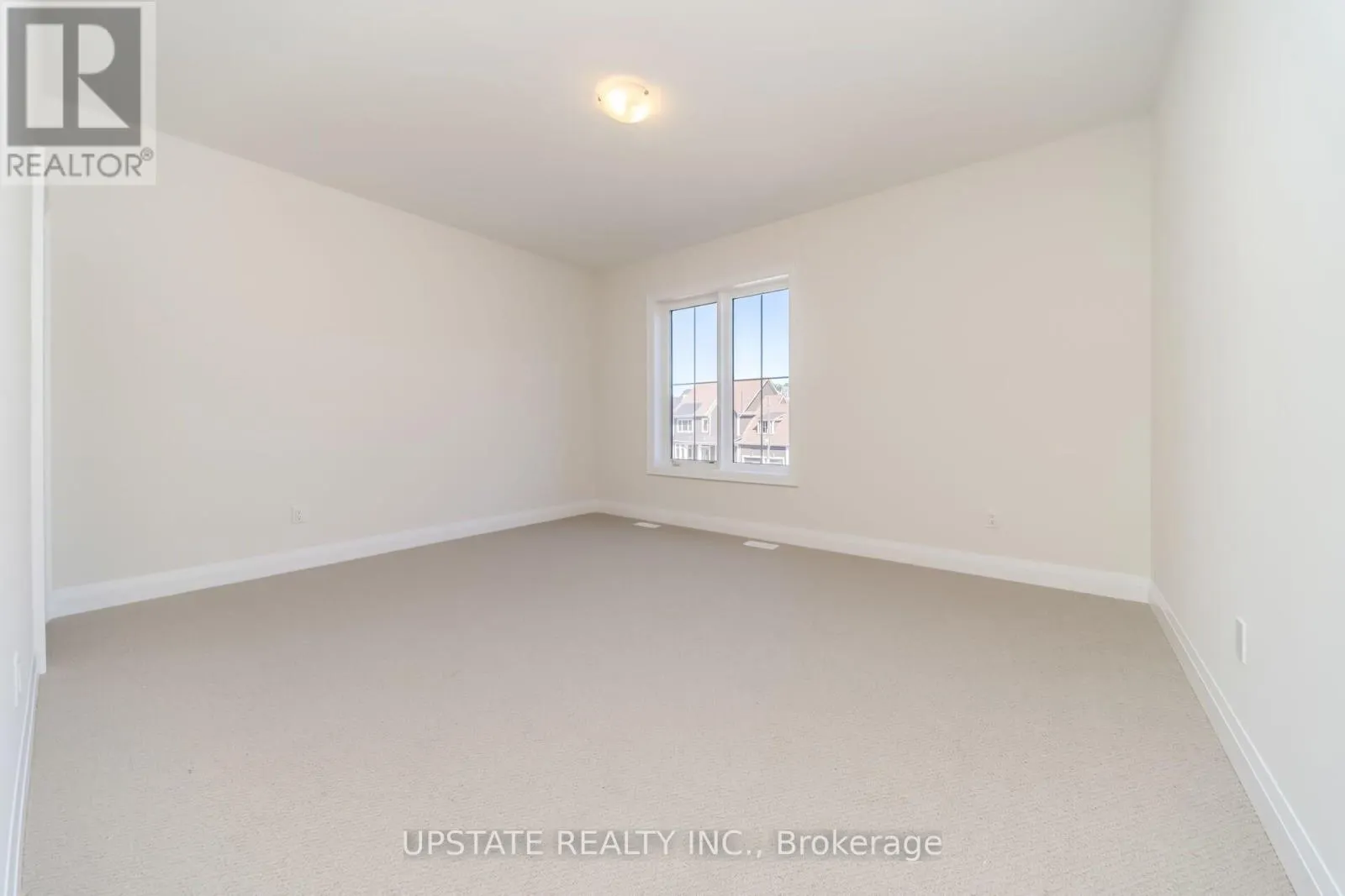 21 PEARSALL PLACE