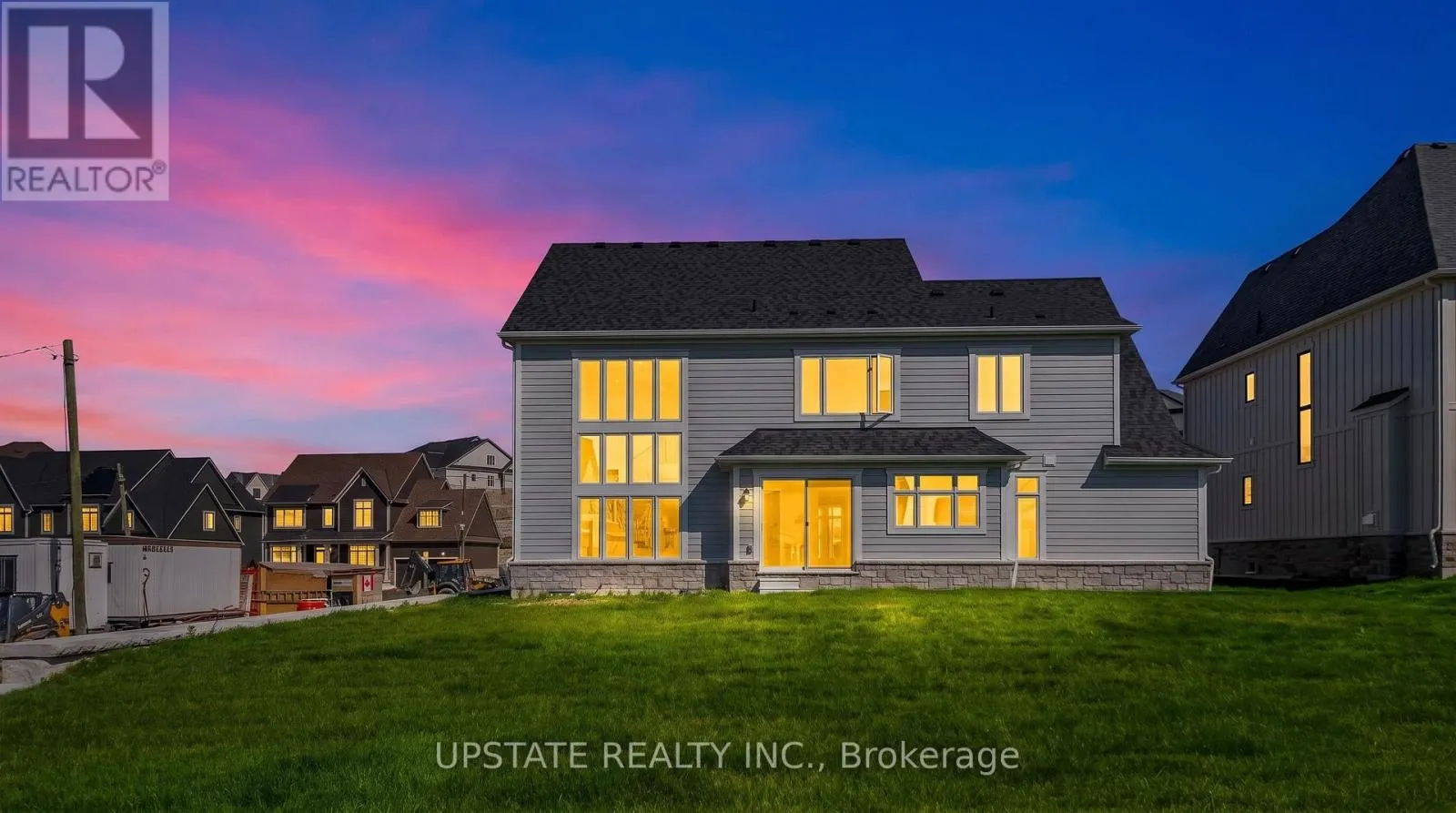 21 PEARSALL PLACE