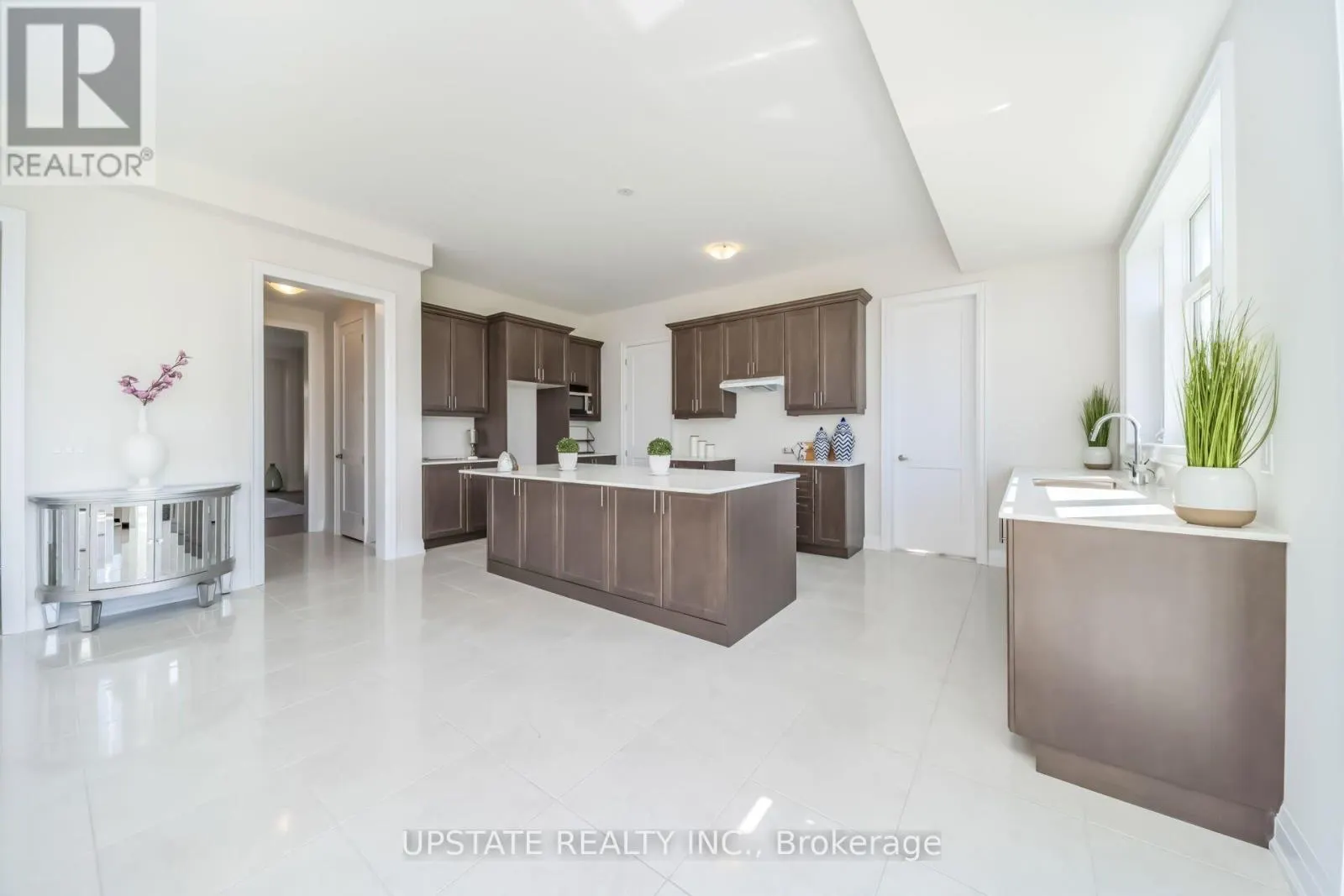 21 PEARSALL PLACE