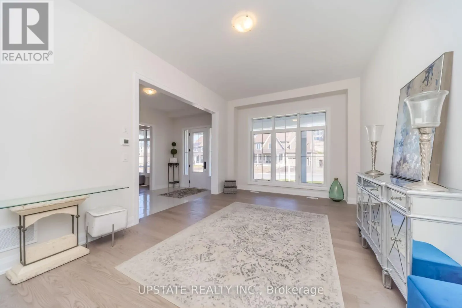 21 PEARSALL PLACE