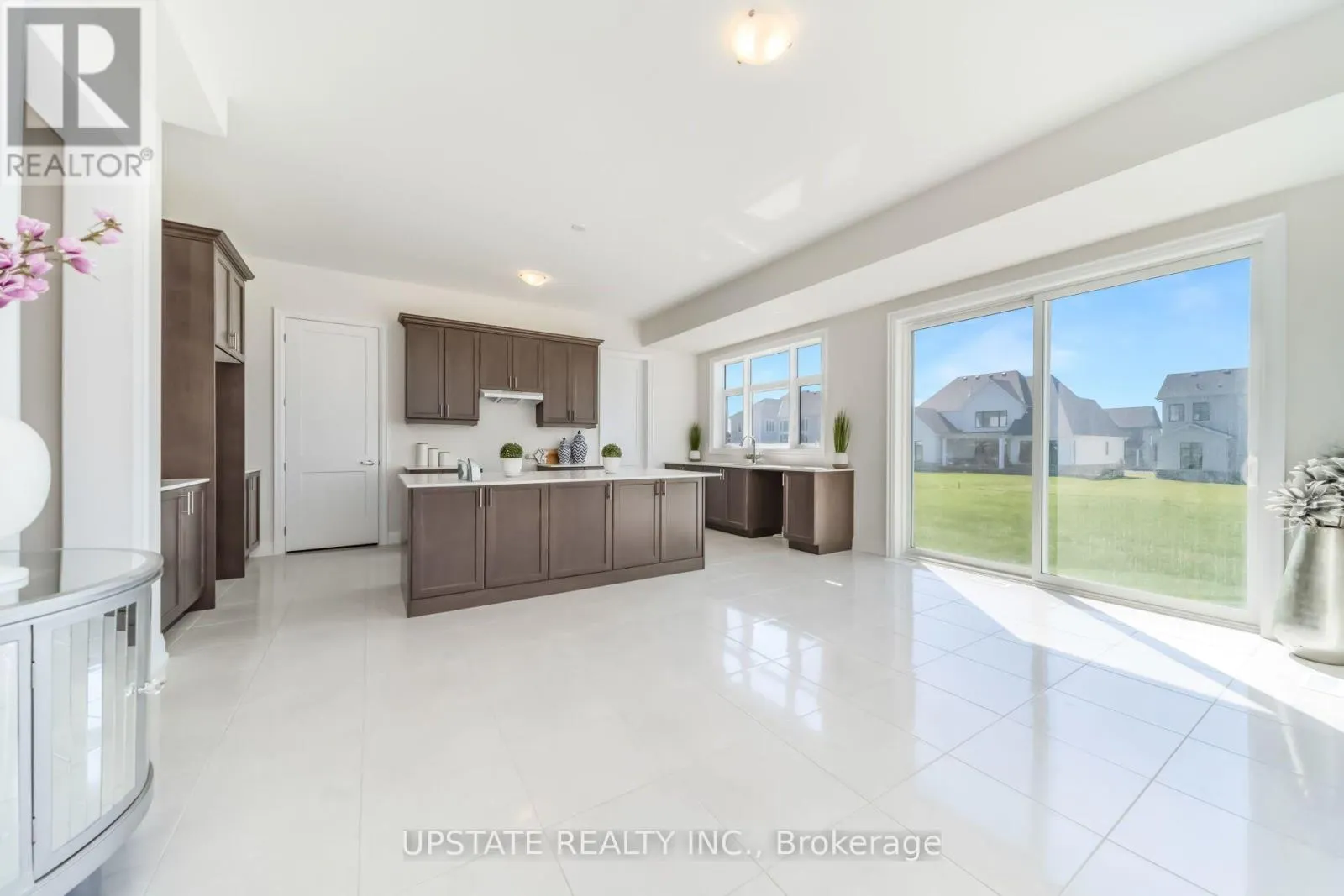 21 PEARSALL PLACE