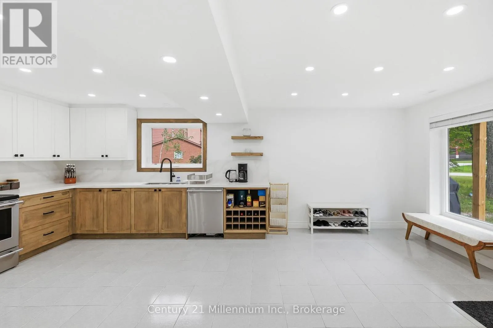 38 EMILIO PLACE