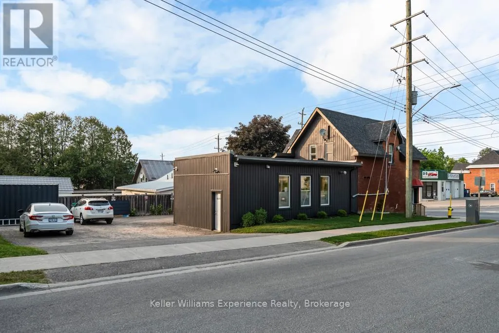 206 FOURTH STREET