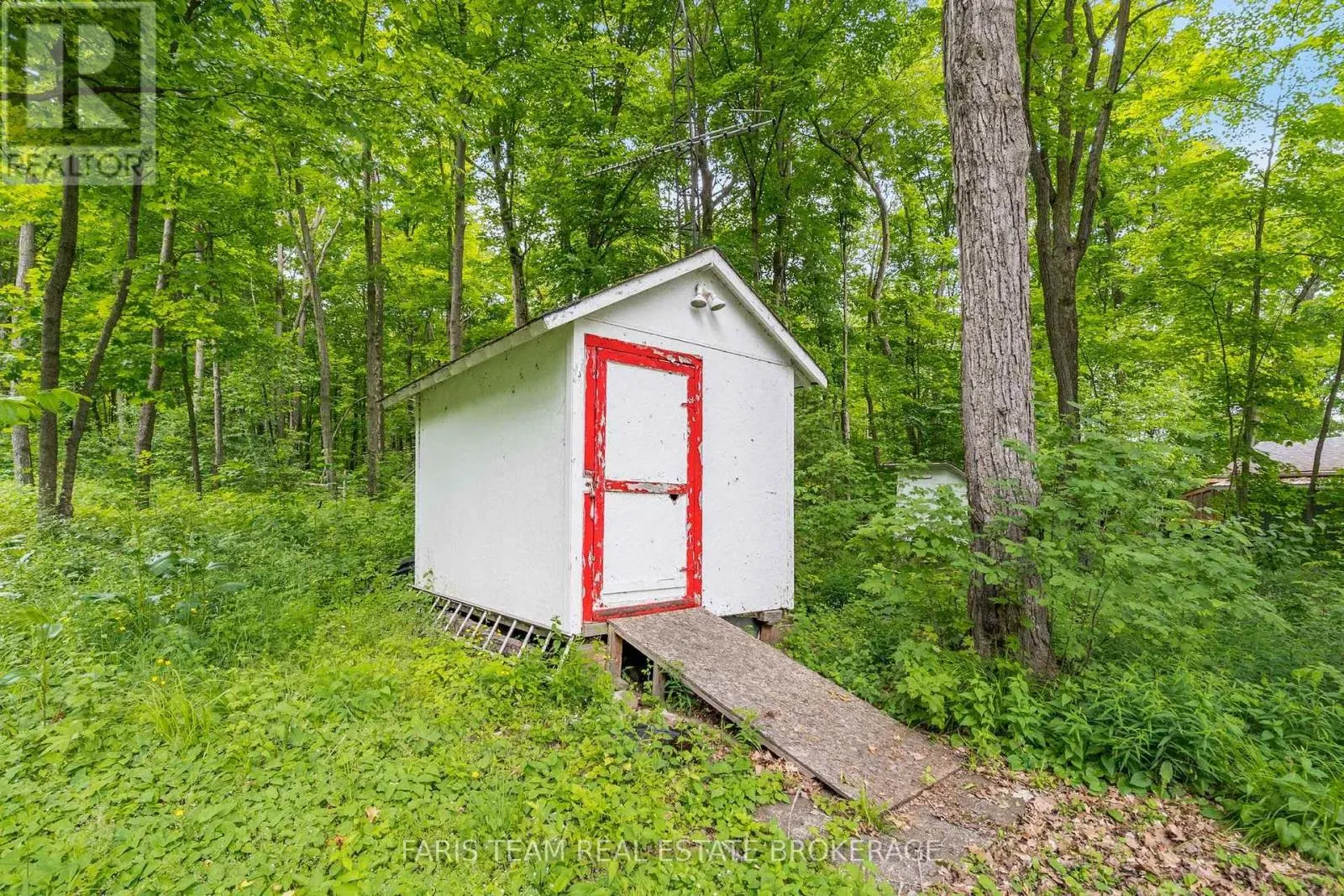 365 ROBINS POINT ROAD