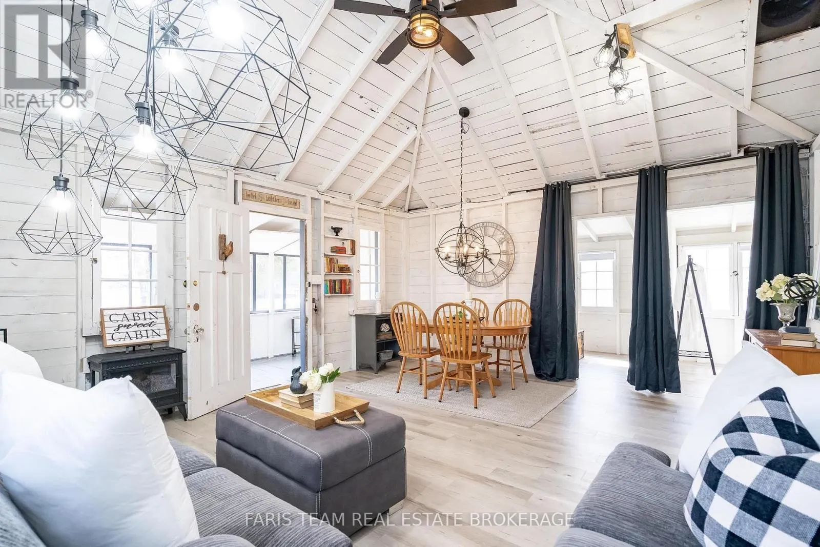 365 ROBINS POINT ROAD