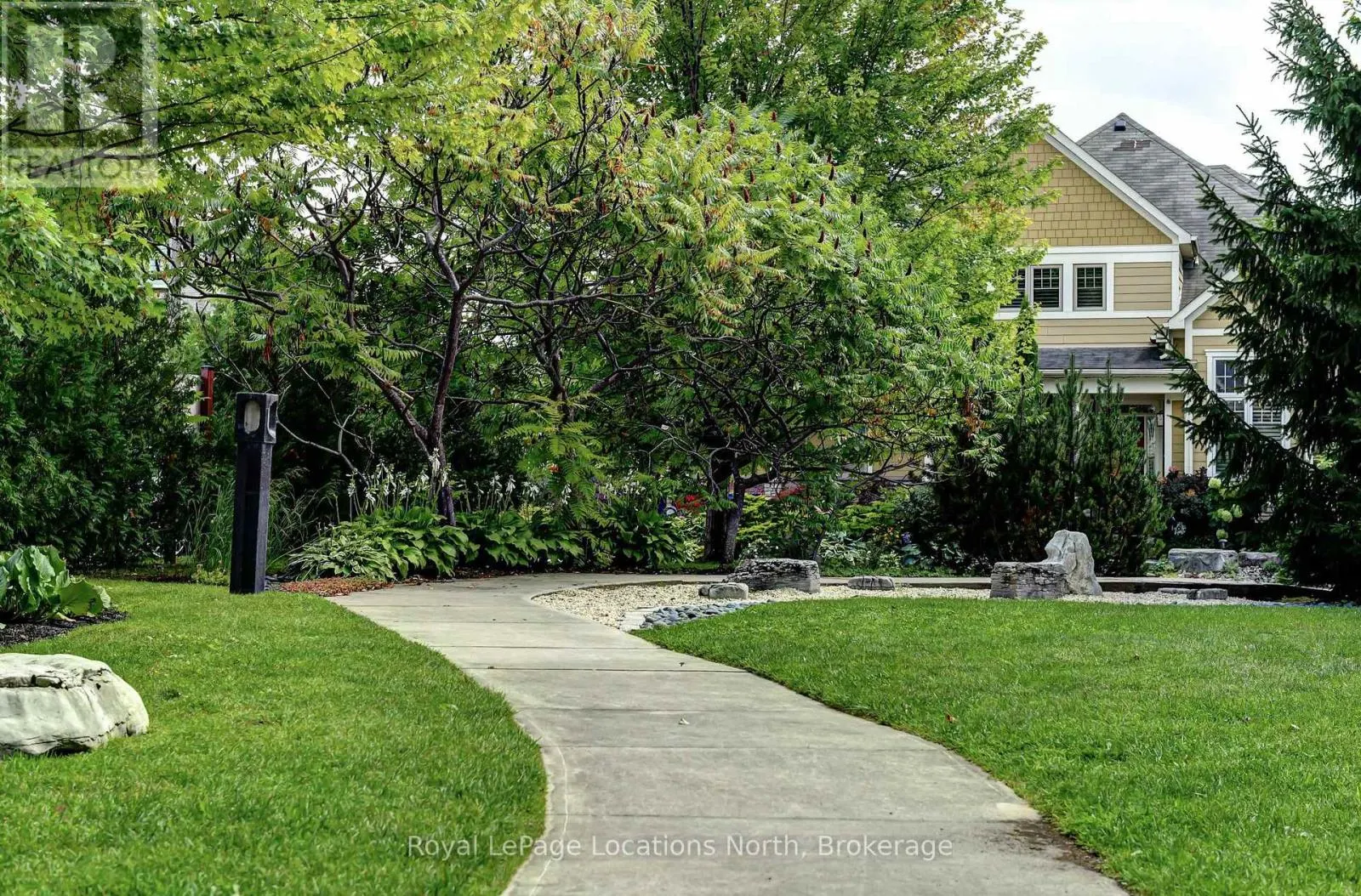 34 SAVANNAH CRESCENT