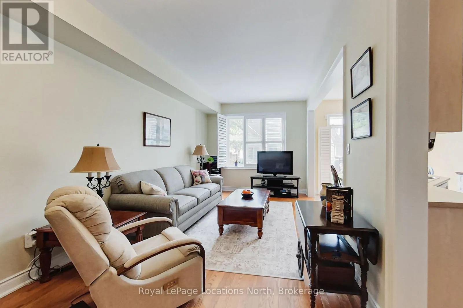 34 SAVANNAH CRESCENT