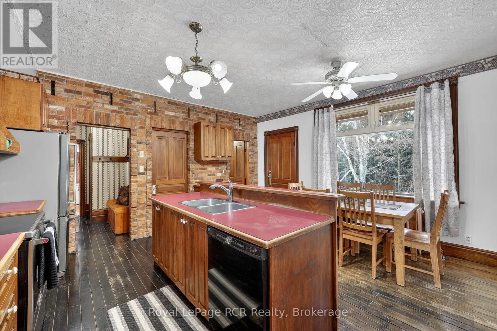 2553 COUNTY ROAD 42