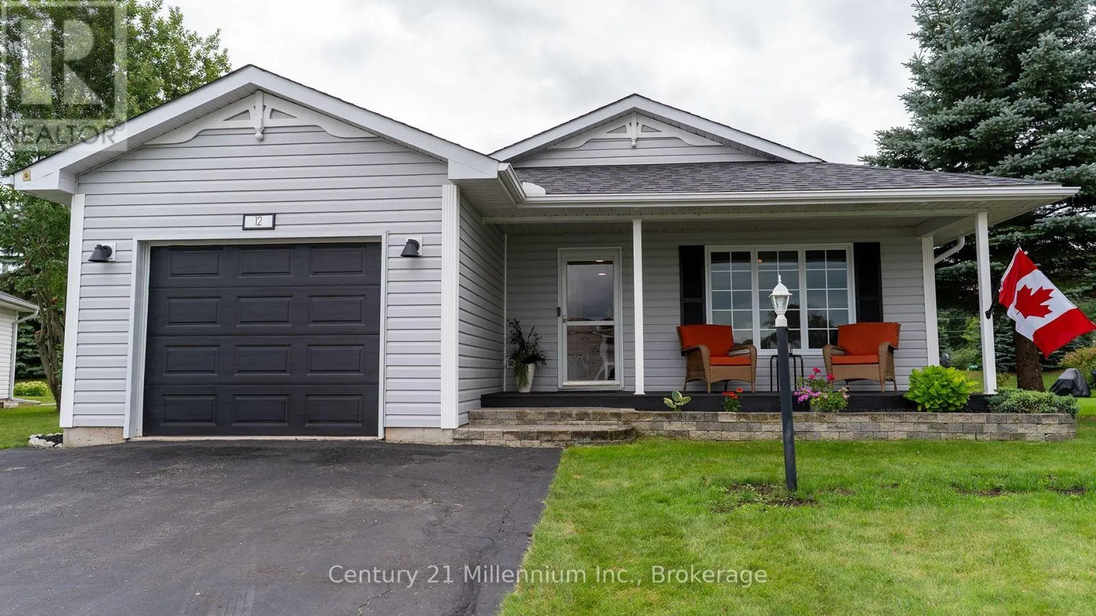 12 ILLINOIS CRESCENT