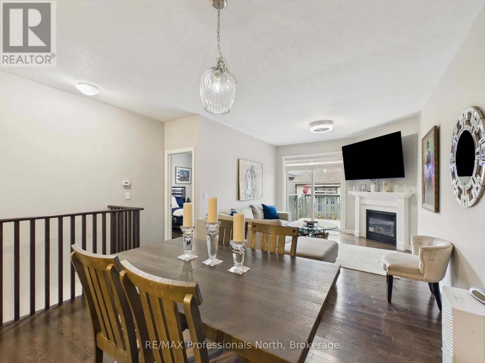 35 CANTERBURY CIRCLE