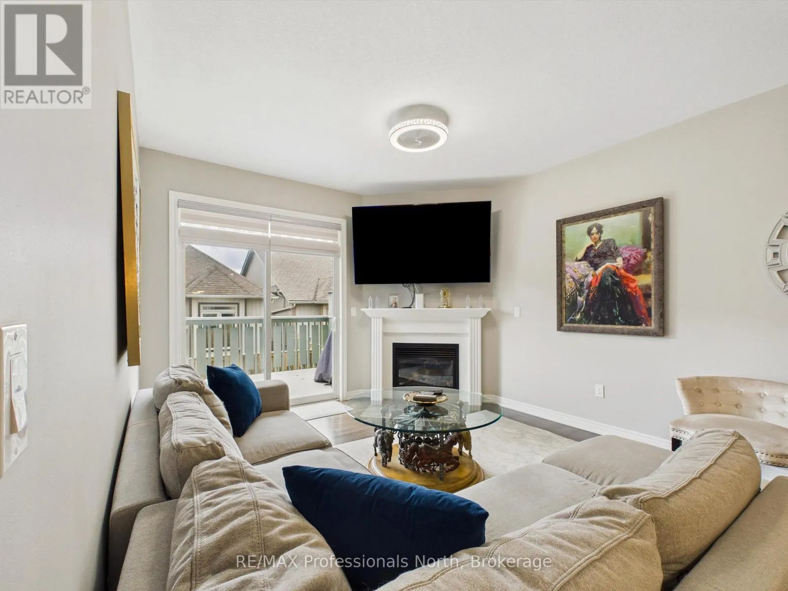 35 CANTERBURY CIRCLE