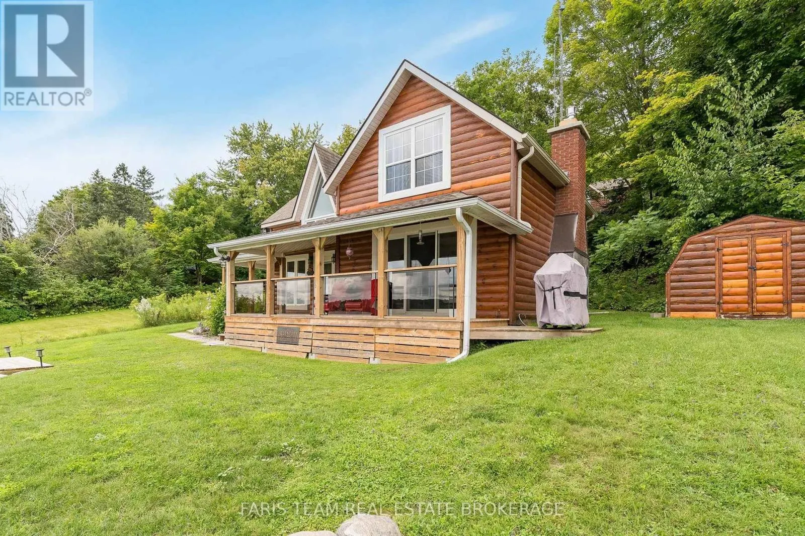 375 CHAMPLAIN ROAD
