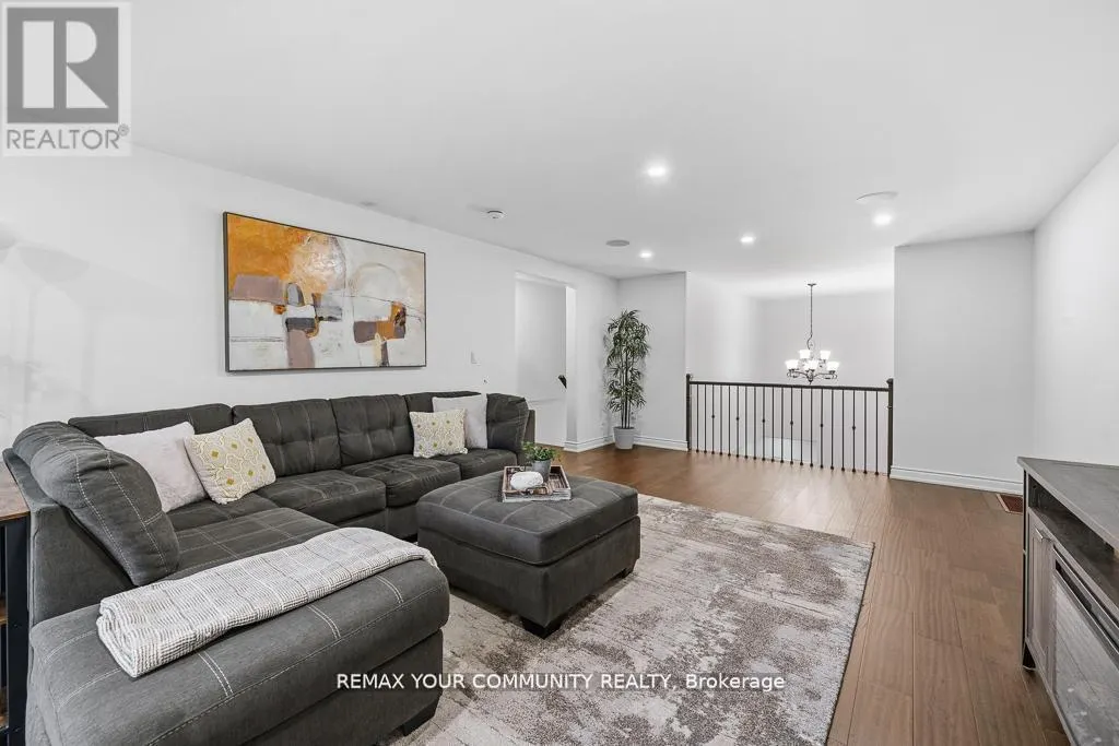 38 WINDERMERE CIRCLE