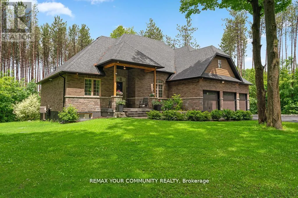 38 WINDERMERE CIRCLE