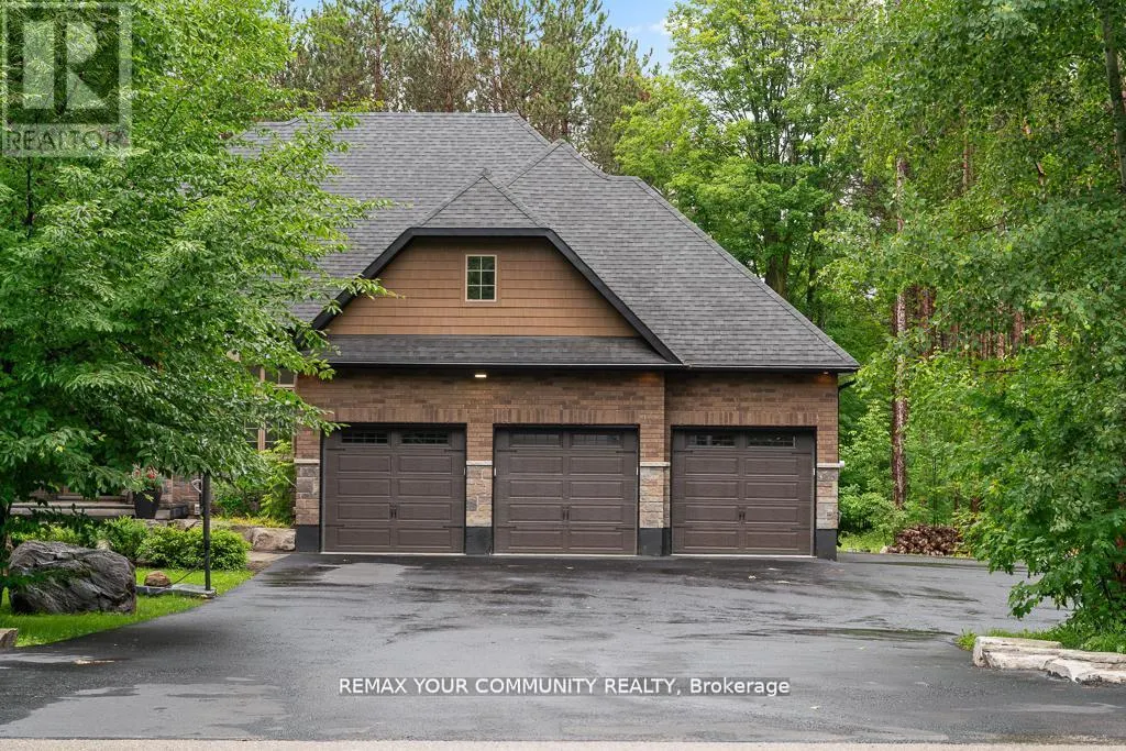 38 WINDERMERE CIRCLE