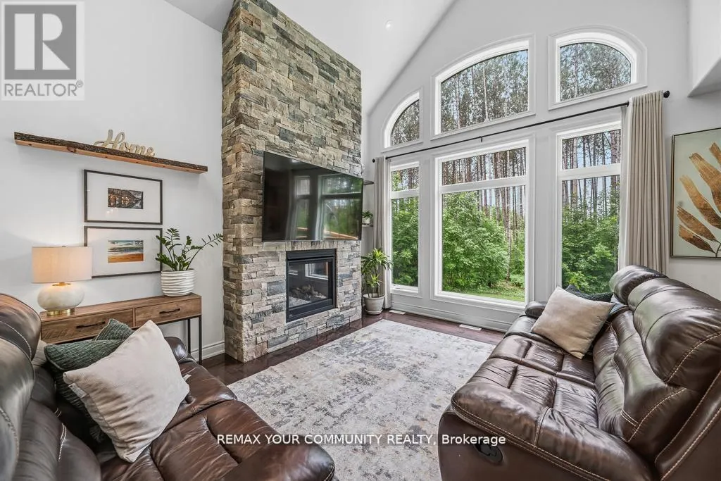 38 WINDERMERE CIRCLE