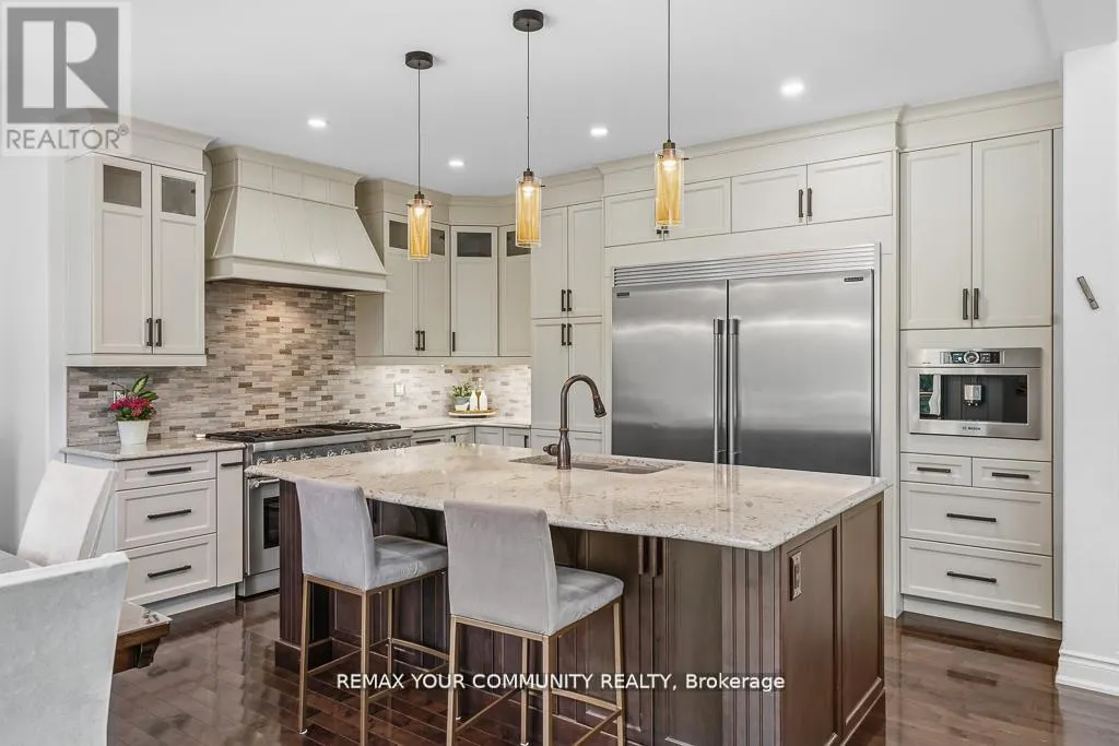 38 WINDERMERE CIRCLE