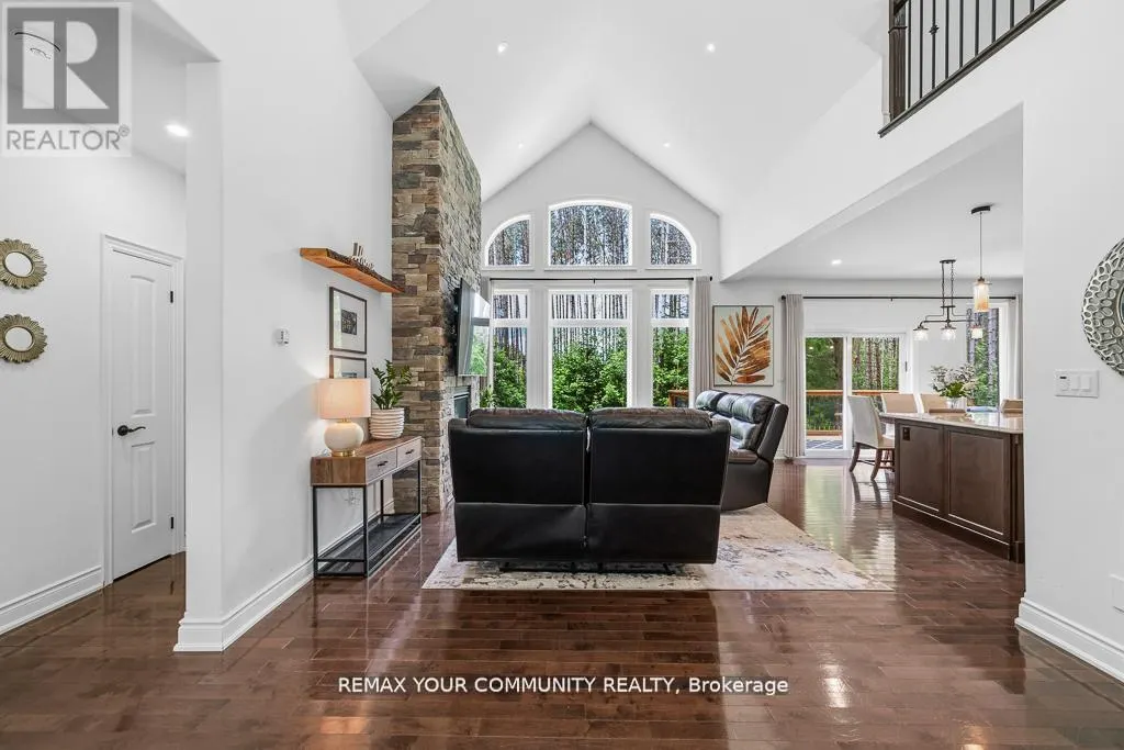 38 WINDERMERE CIRCLE