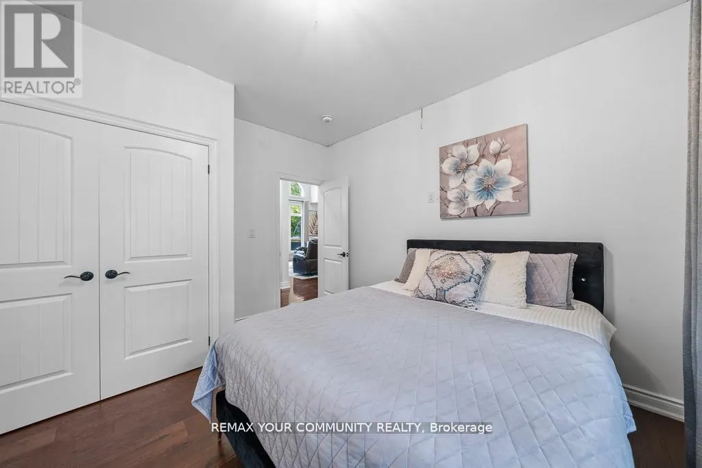 38 WINDERMERE CIRCLE