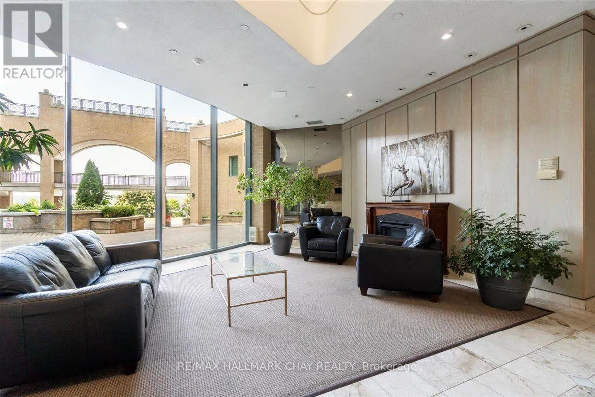 407 - 140 DUNLOP STREET E