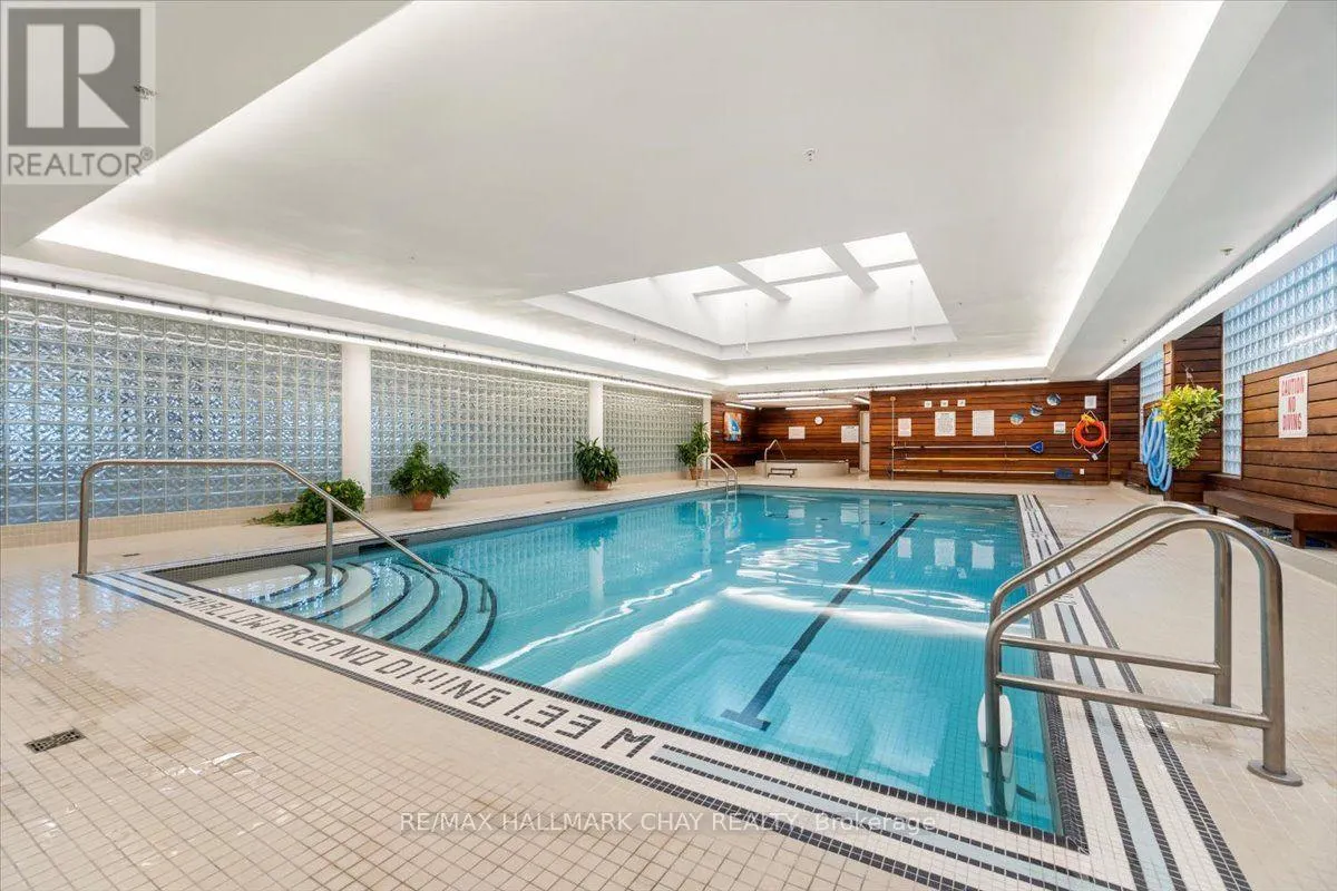 407 - 140 DUNLOP STREET E