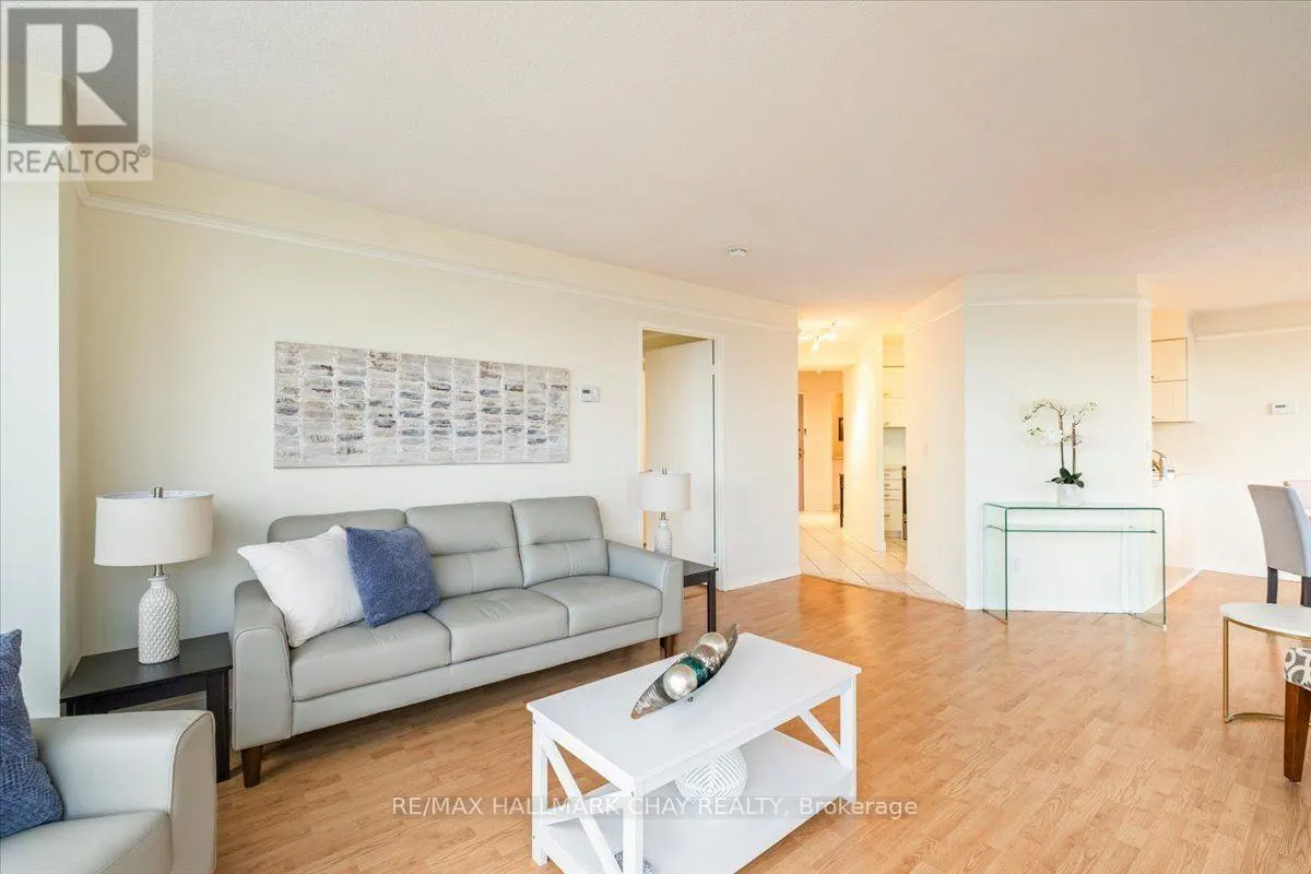 407 - 140 DUNLOP STREET E