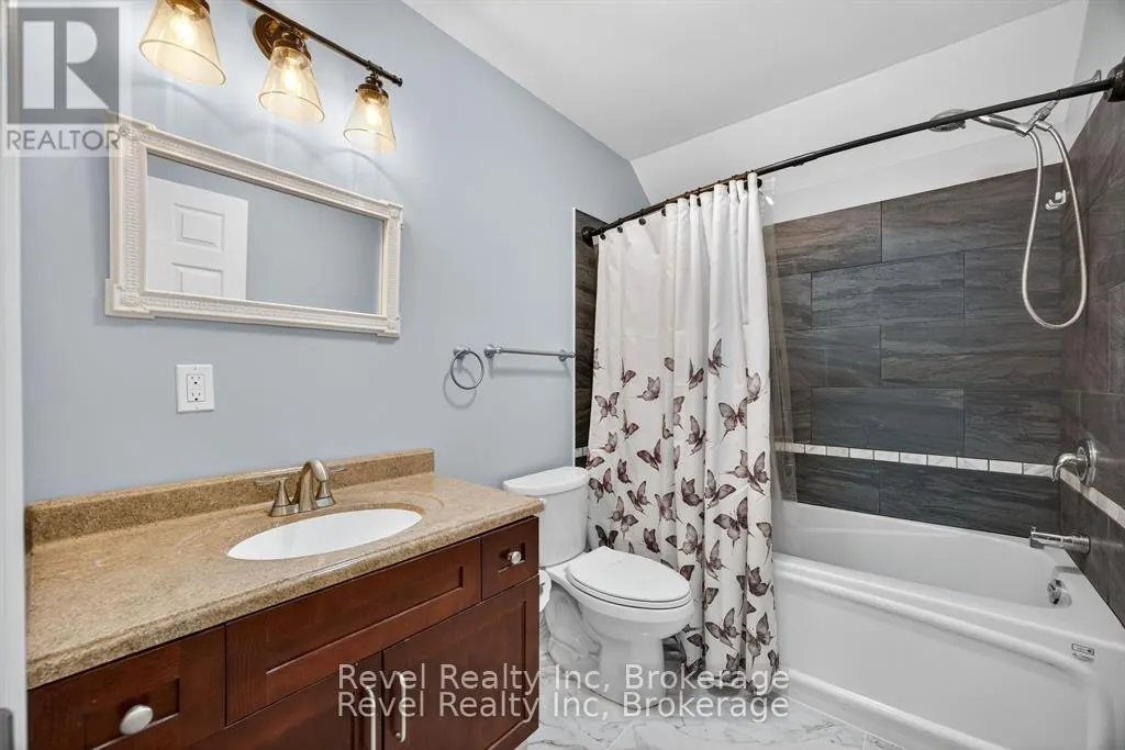 683 LAFONTAINE ROAD W