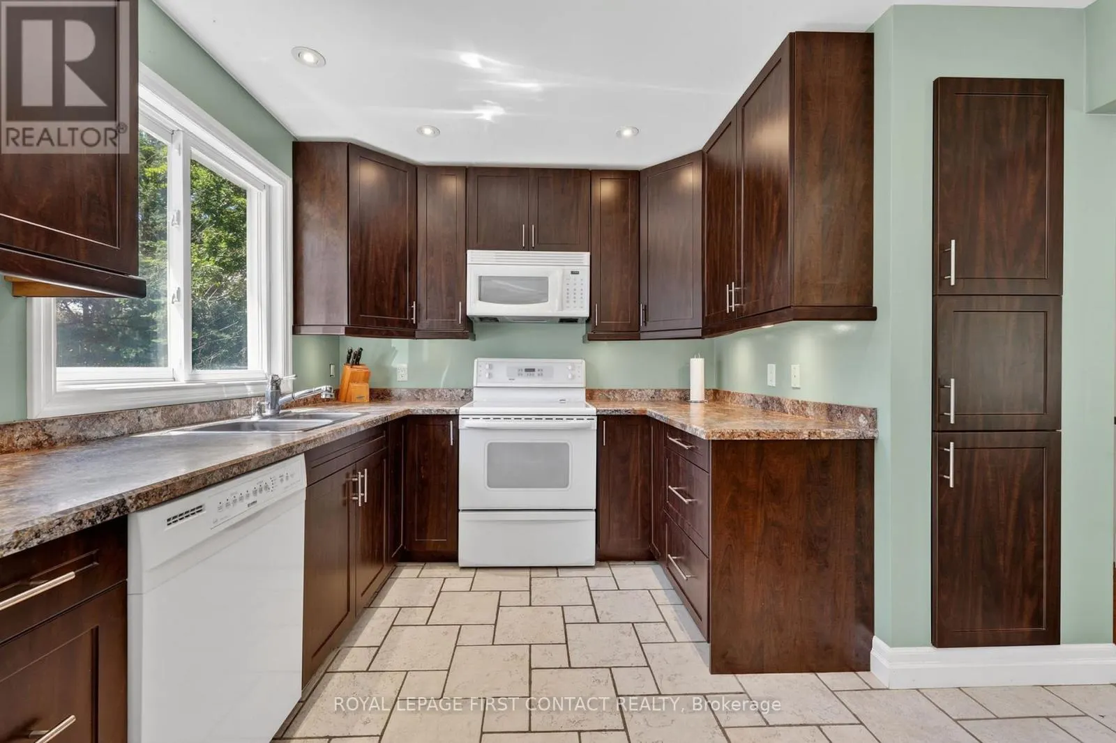 60 WILLOW LANDING ROAD