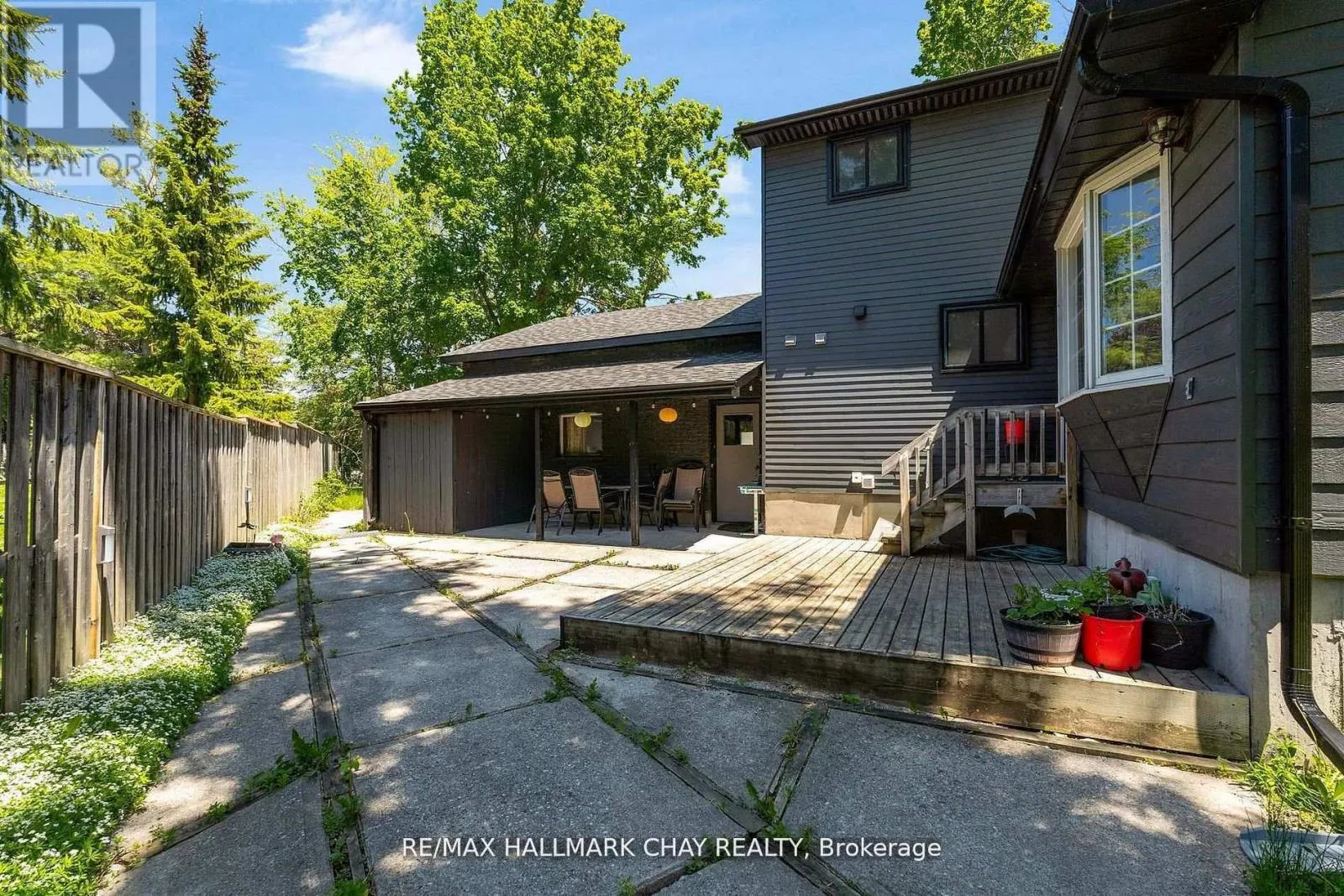 17 WALKER AVENUE
