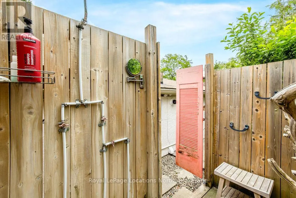 34 GLENWOOD DRIVE